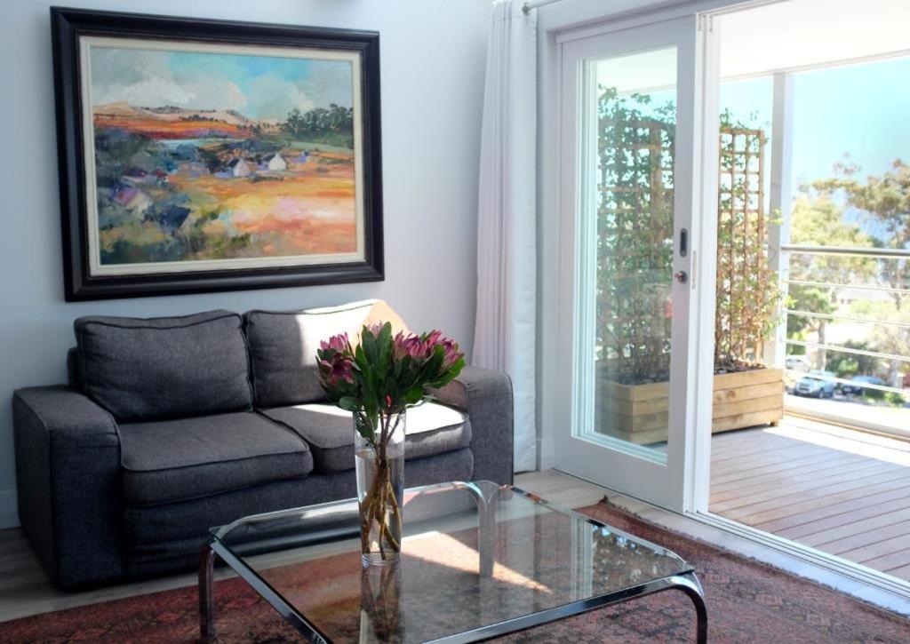 Ferienwohnung Camps Bay Loft With Stunning Mountain And Ocean Views Kapstadt Exterior foto
